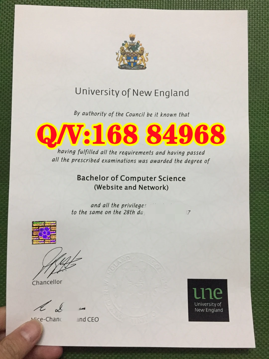 澳大利亚新英格兰大学毕业证,UNE Testamur,University of New England 文凭,UNE 教育学毕业证,UNE 教学硕士证书,澳洲公立大学学位证,UNE 毕业证样本,My eQuals 电子毕业证,澳洲远程大学证书