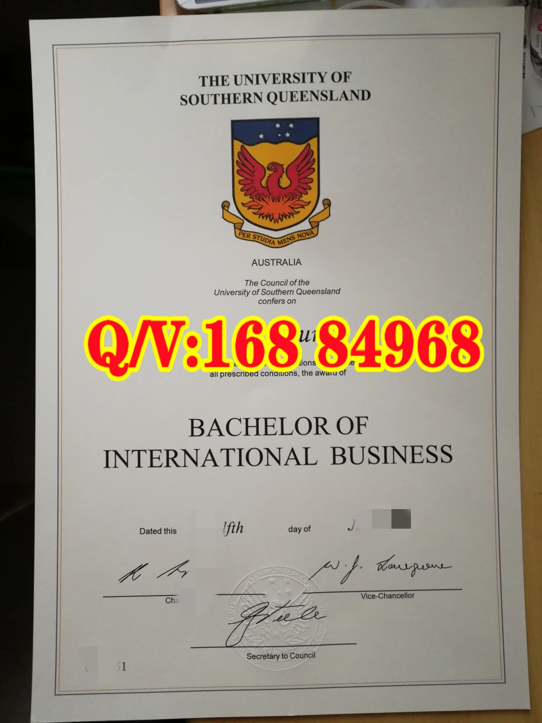 澳洲南昆士兰大学毕业证，University of Southern Queensland Testamur，UniSQ 学位证书，澳洲公立大学硕士毕业证，南昆士兰大学护理本科证书，澳洲偏远地区大学文凭，南昆士兰大学证书补办